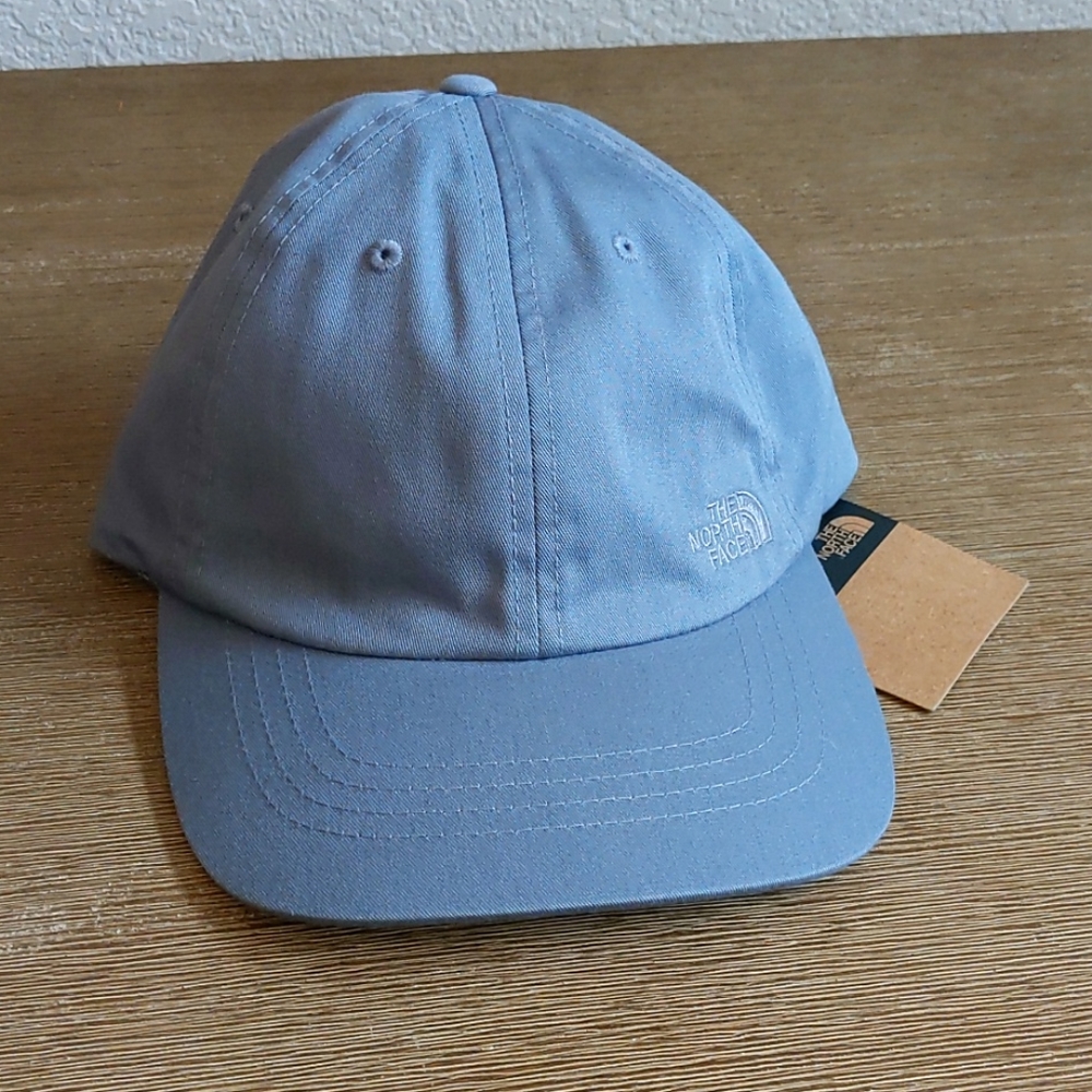 NWT - The North Face Low Ball Cap - Mid Grey